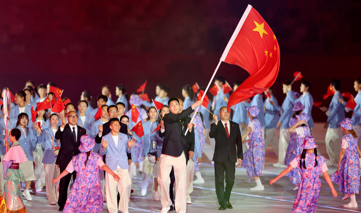 第20届亚运会开幕，中国体育代表团亮相！